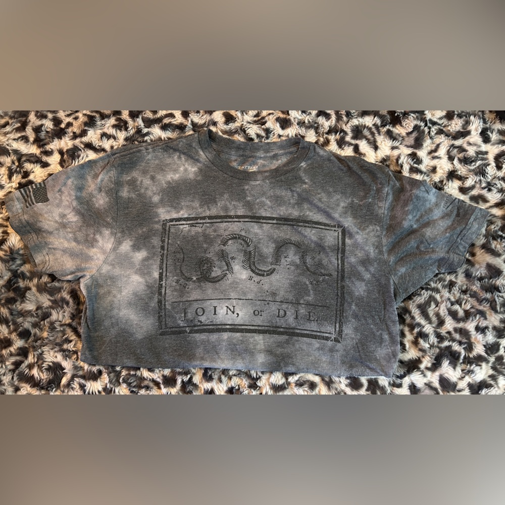Grunt Style Gray Graphic Tee for Men